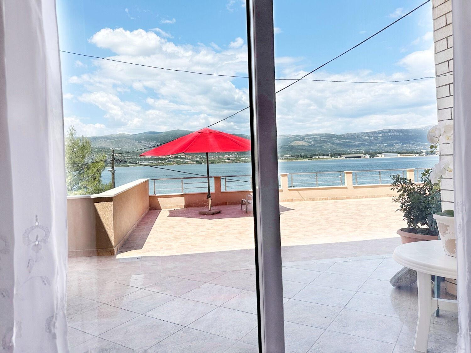 Apartments Vini Trogir Exterior foto