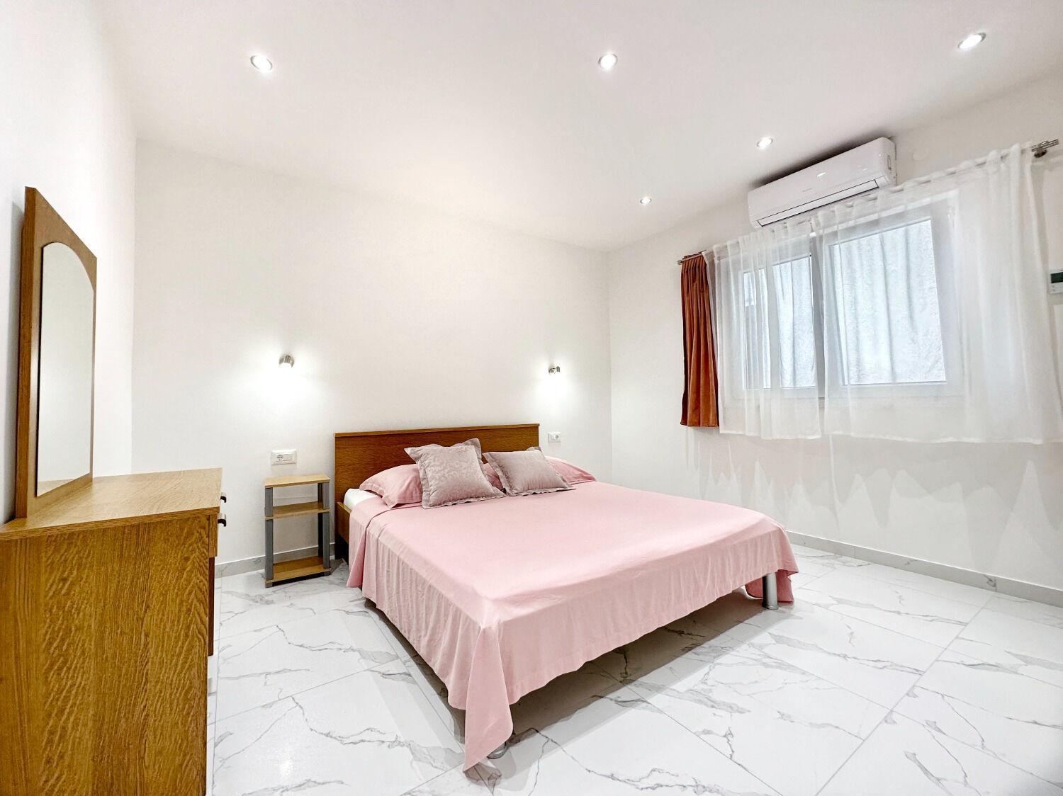 Apartments Vini Trogir Exterior foto