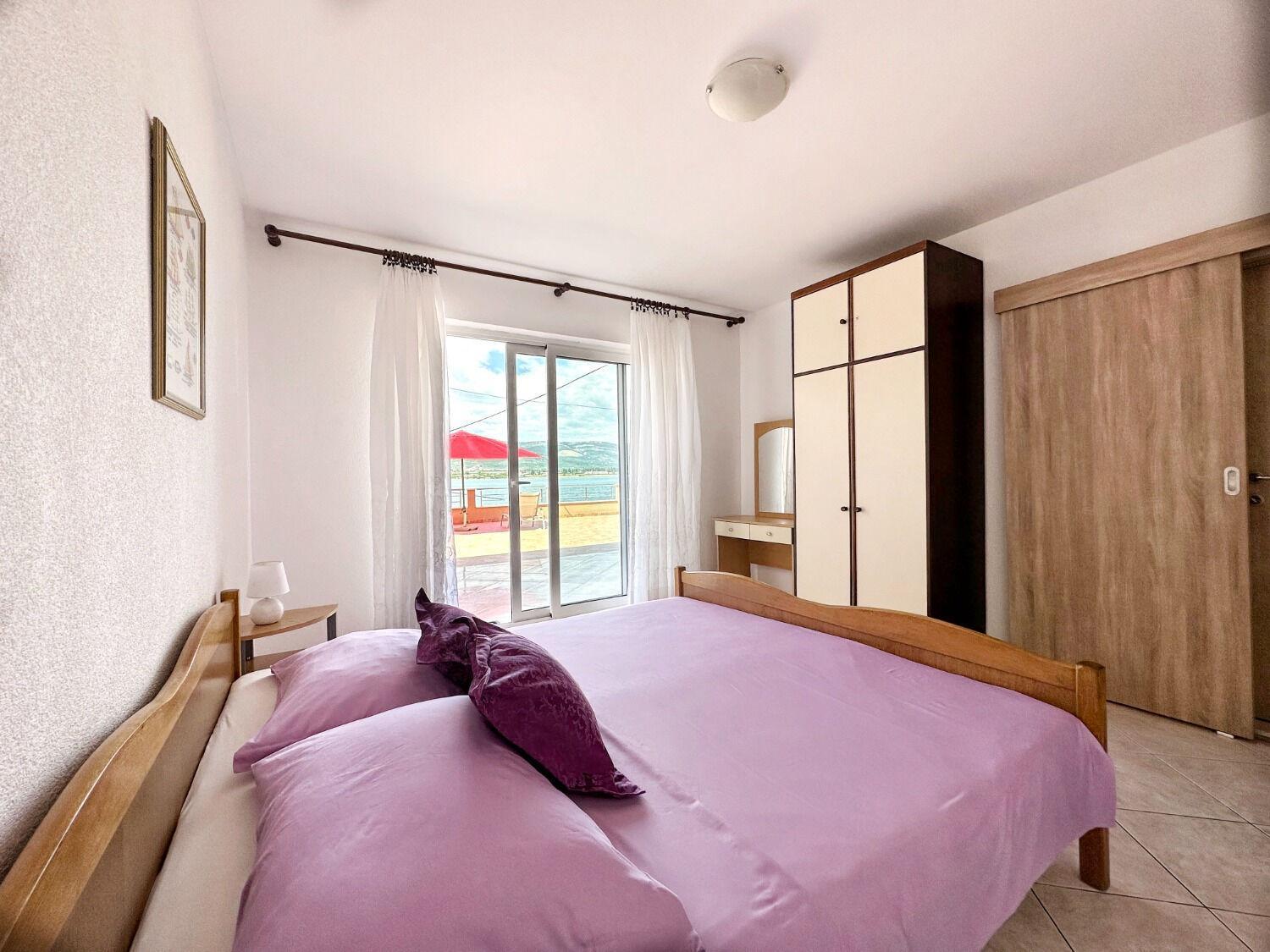 Apartments Vini Trogir Exterior foto