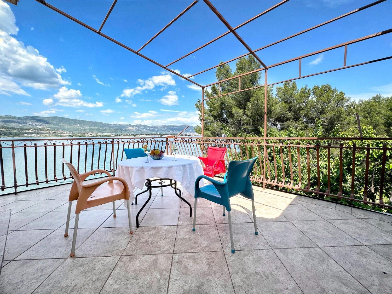 Apartments Vini Trogir Exterior foto
