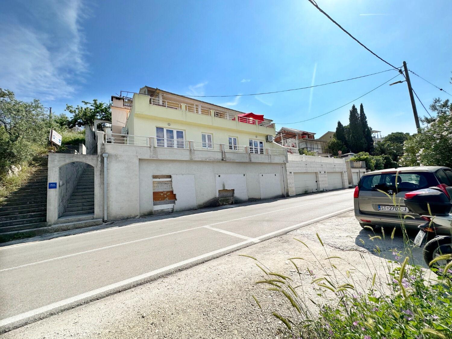 Apartments Vini Trogir Exterior foto